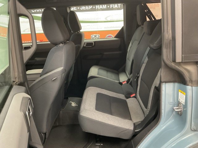 2022 Ford Bronco Utility 4D Black Diamond 4WD - Image 21