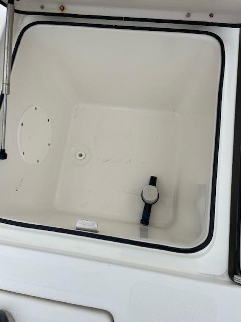 2015 EPIC 22 Sport Console Base - Image 16