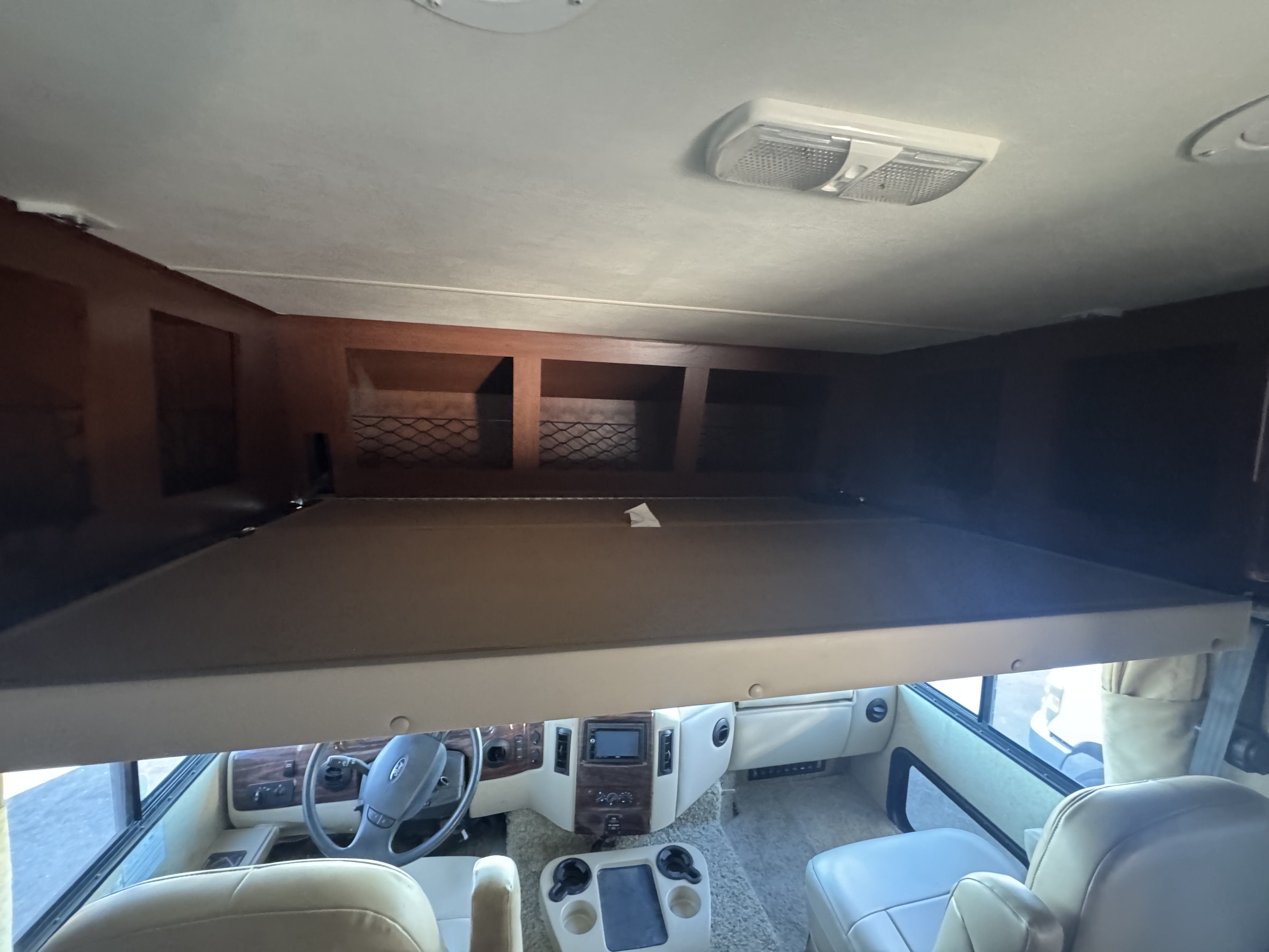 2015 Thor Motor Coach ACE 29.2 - Image 20