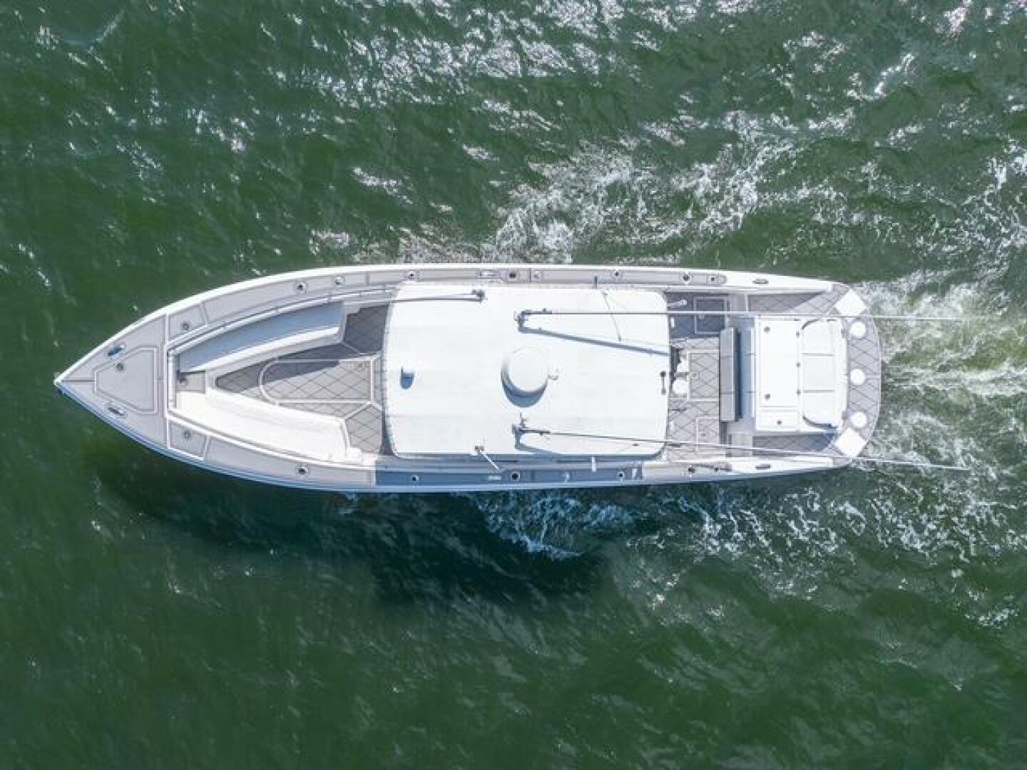 2007 Spectre 37 Center Console - Image 10