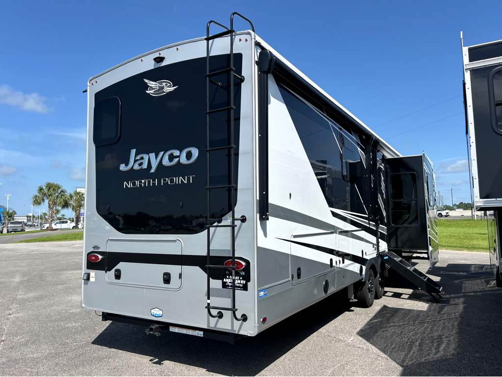 2026 JAYCO NORTH POINT 382FLRB - Image 4