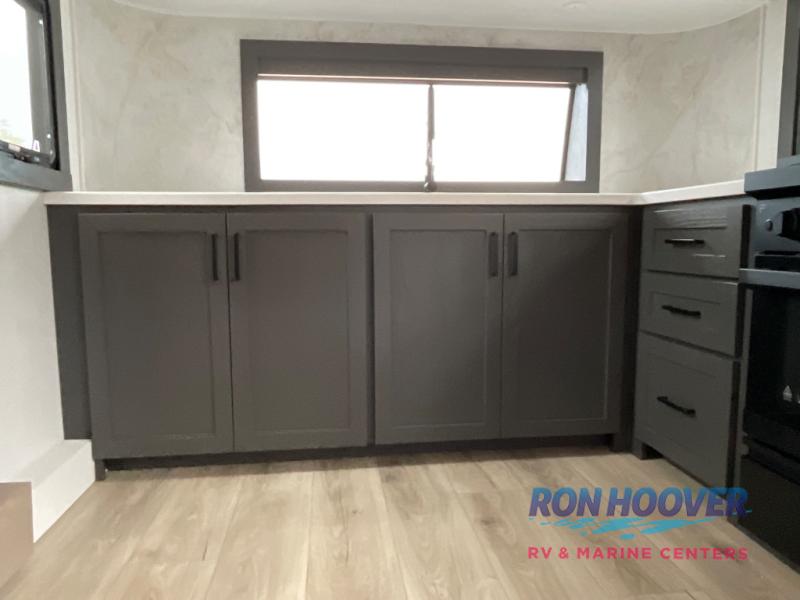 2026 FOREST RIVER ROCKWOOD 290SKF - Image 17