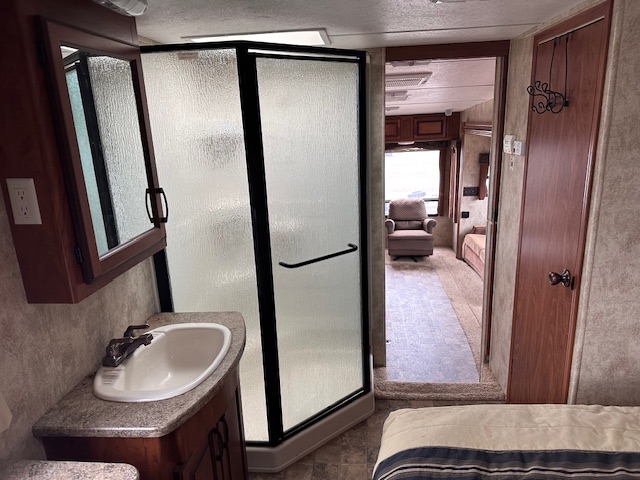 2011 Keystone Laredo 266RL - Image 23