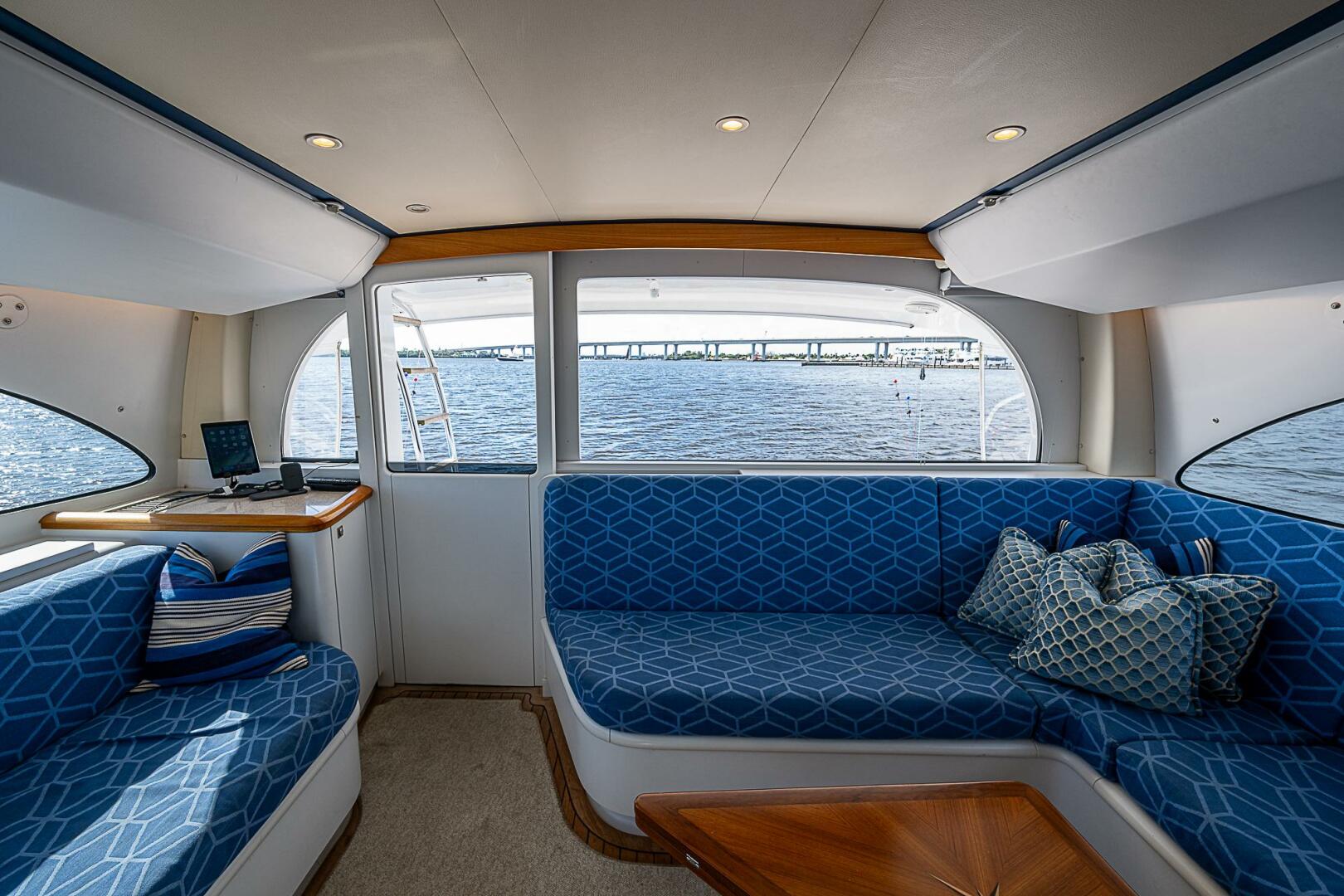 2017 F&S Cusotm Express Sportfish - Image 32