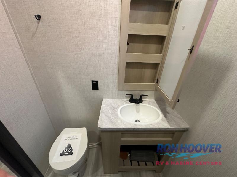 2026 FOREST RIVER 37GALLEY - Image 38