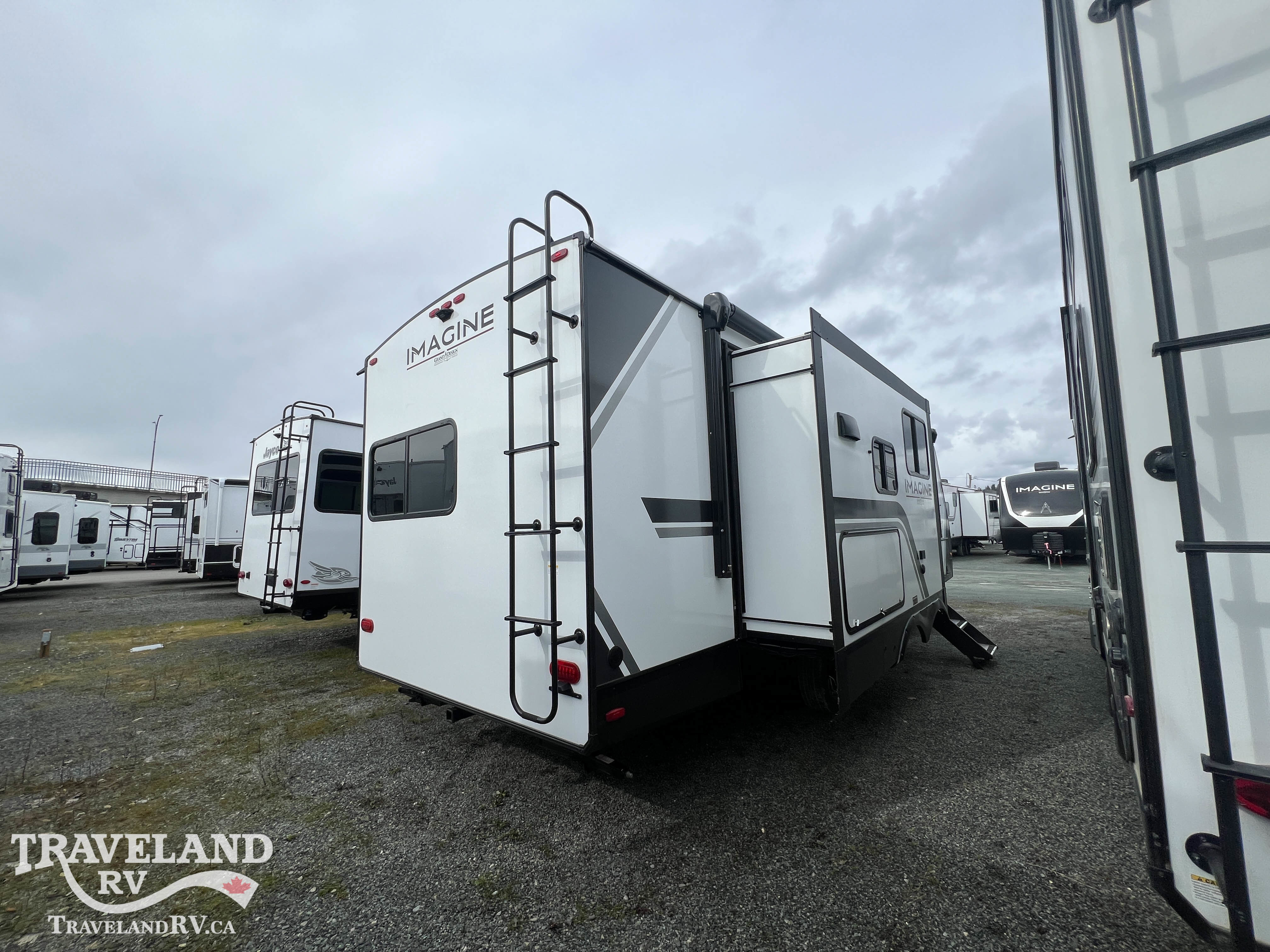 2026 Grand Design Imagine 2670MK - Image 3
