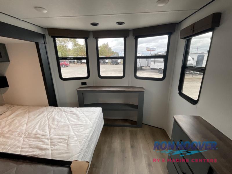 2026 PALOMINO PUMA 420LFT - Image 26