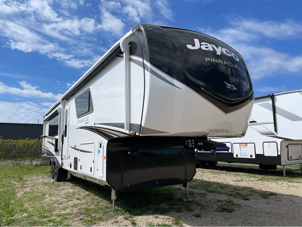 2026 Jayco Pinnacle 38FBRK - Image 1