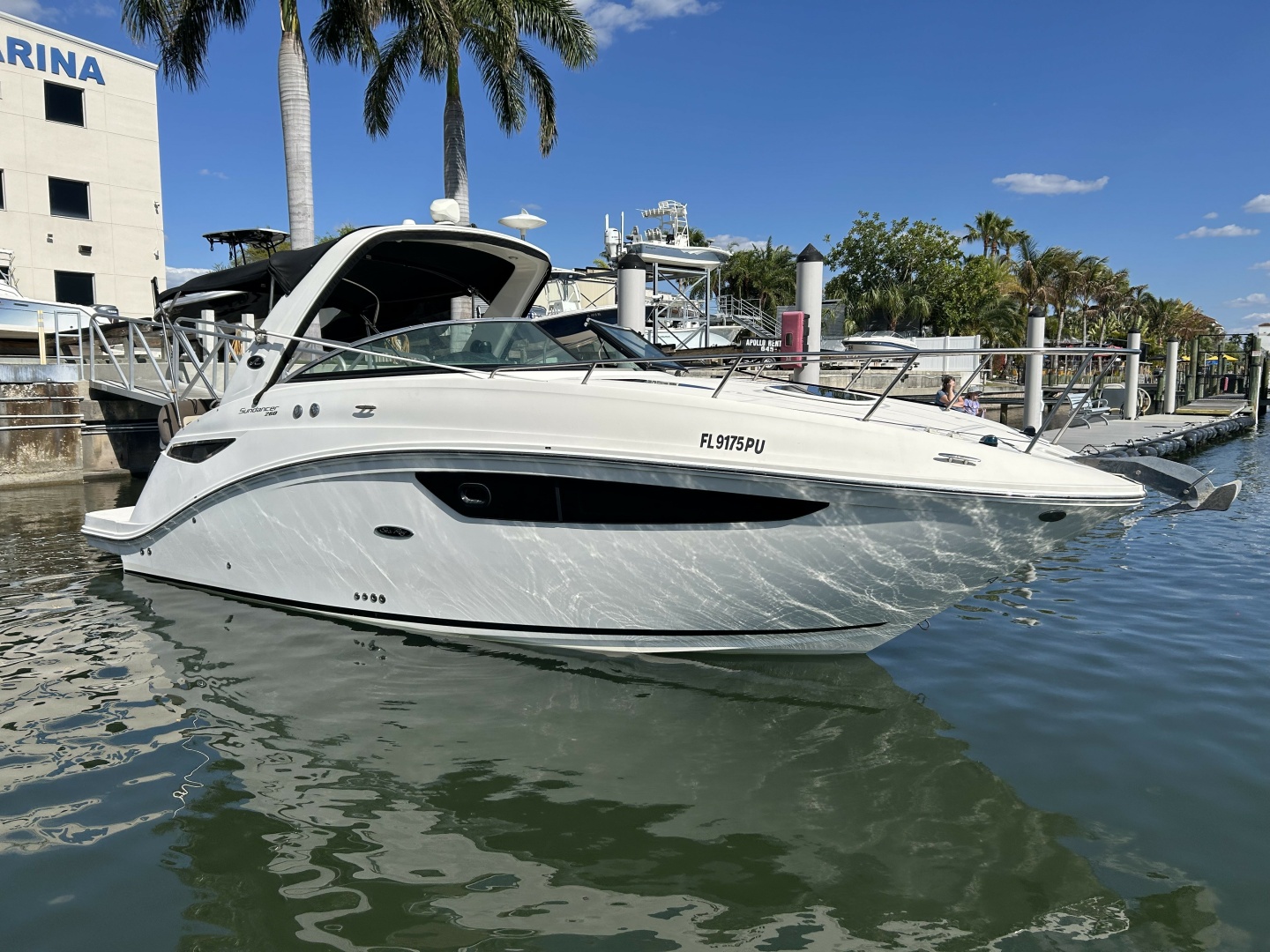 2014 Sea Ray - Image 1