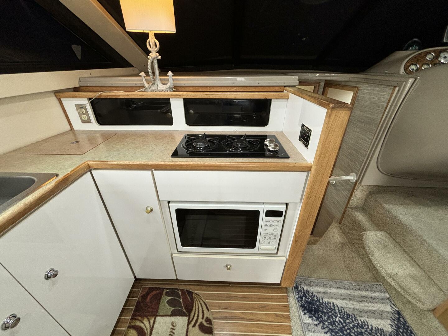 2000 Bayliner 3788 Command Bridge - Image 15