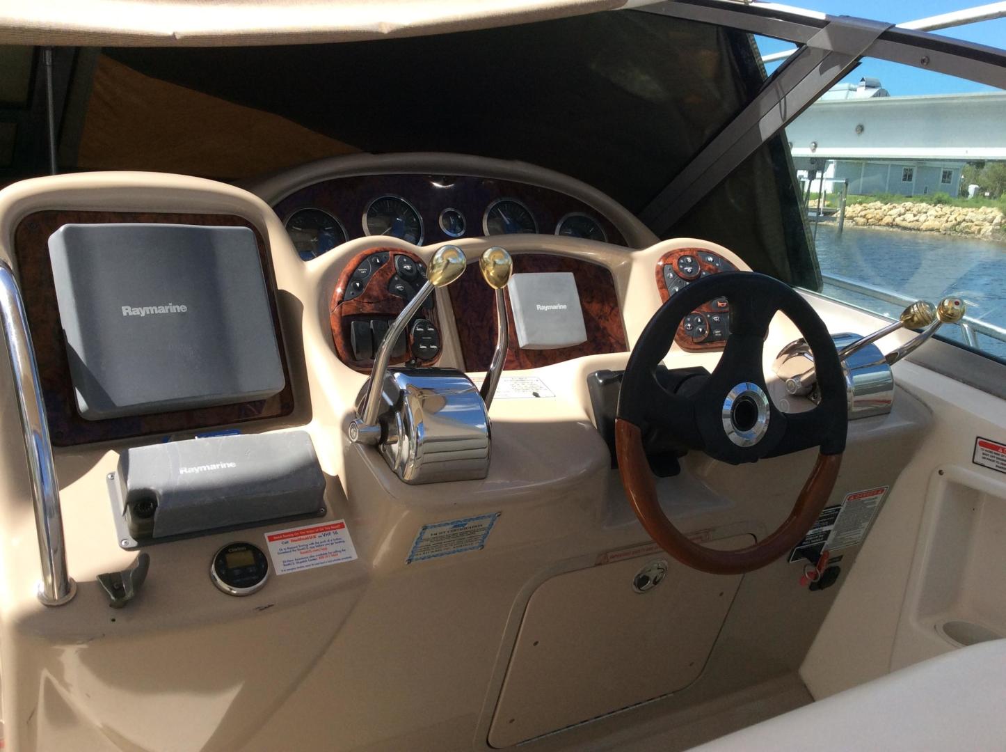 2003 Sea Ray 320 - Image 11
