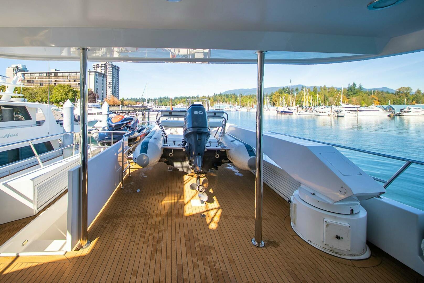 1992 Crescent Custom Yachts Custom - Image 31