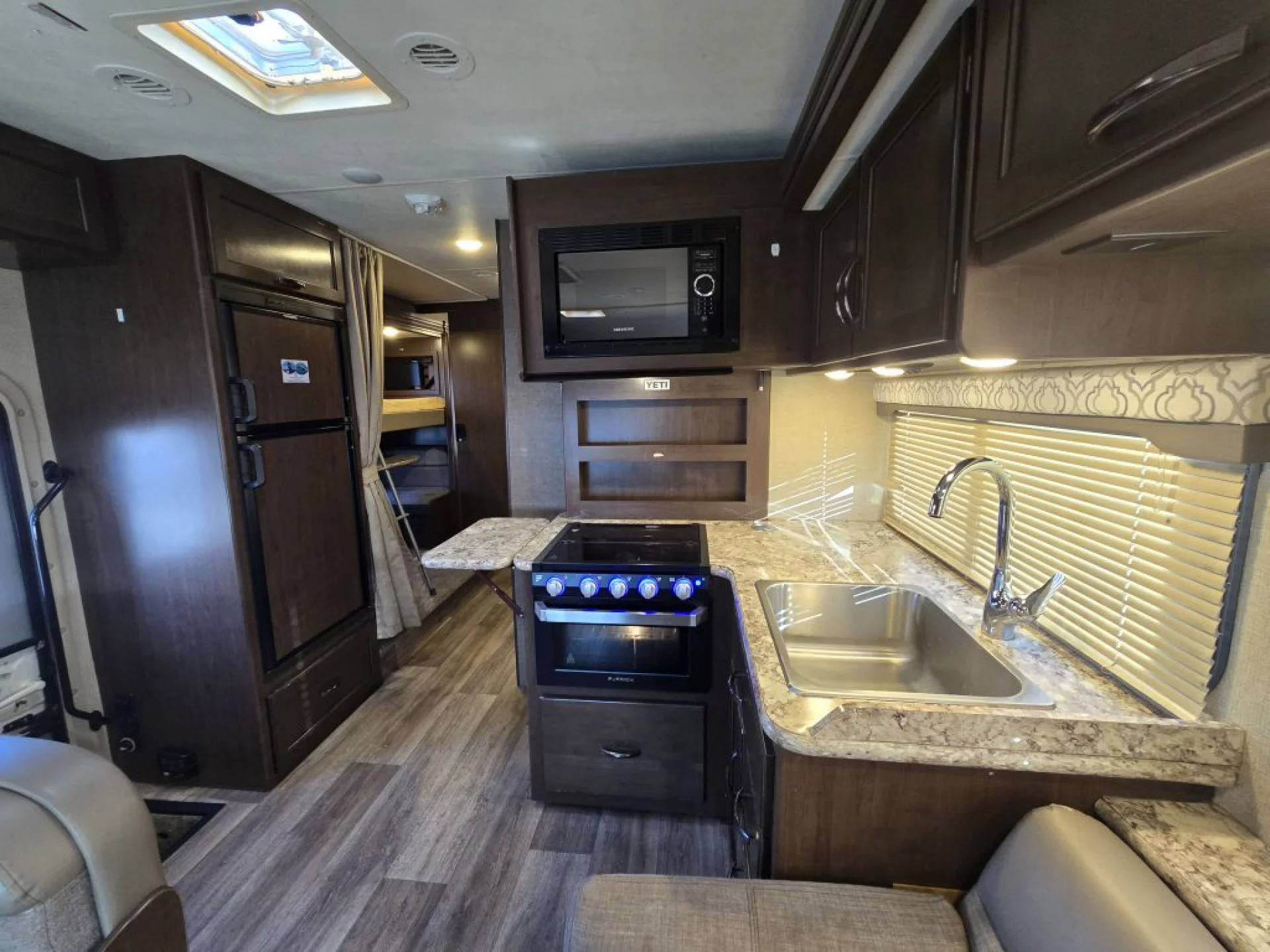 2019 THOR MOTOR COACH FREEDOM ELITE 30FE - Image 20