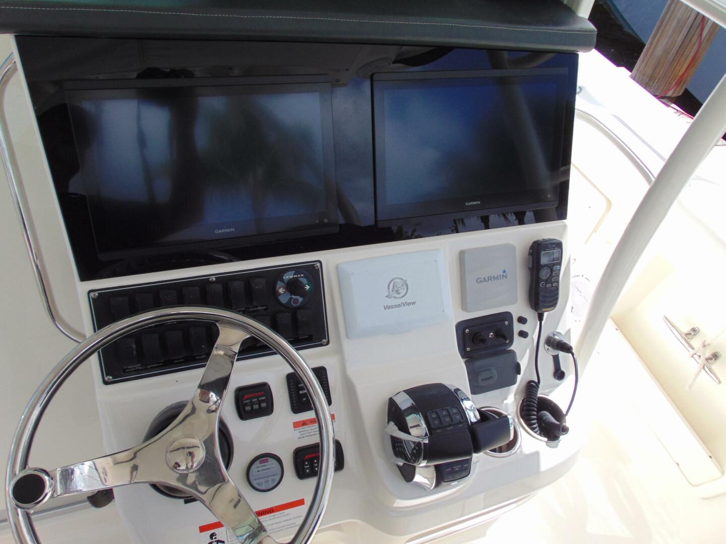 2013 Boston Whaler 370 Outrage - Image 19