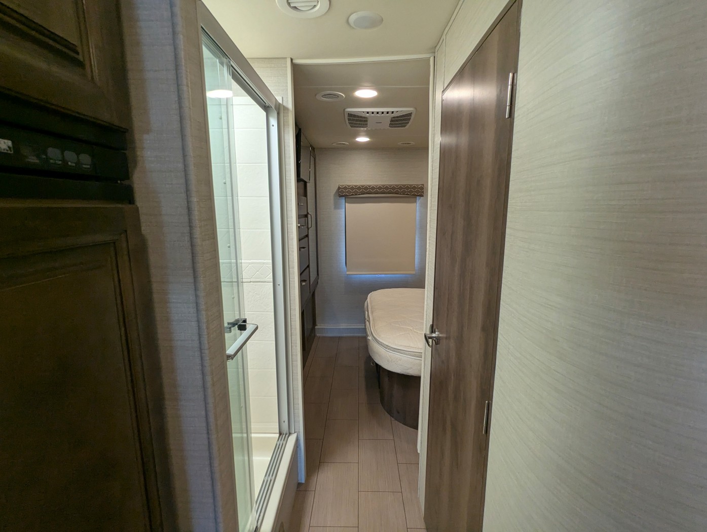 2018 Jayco Greyhawk 29MV - Image 18