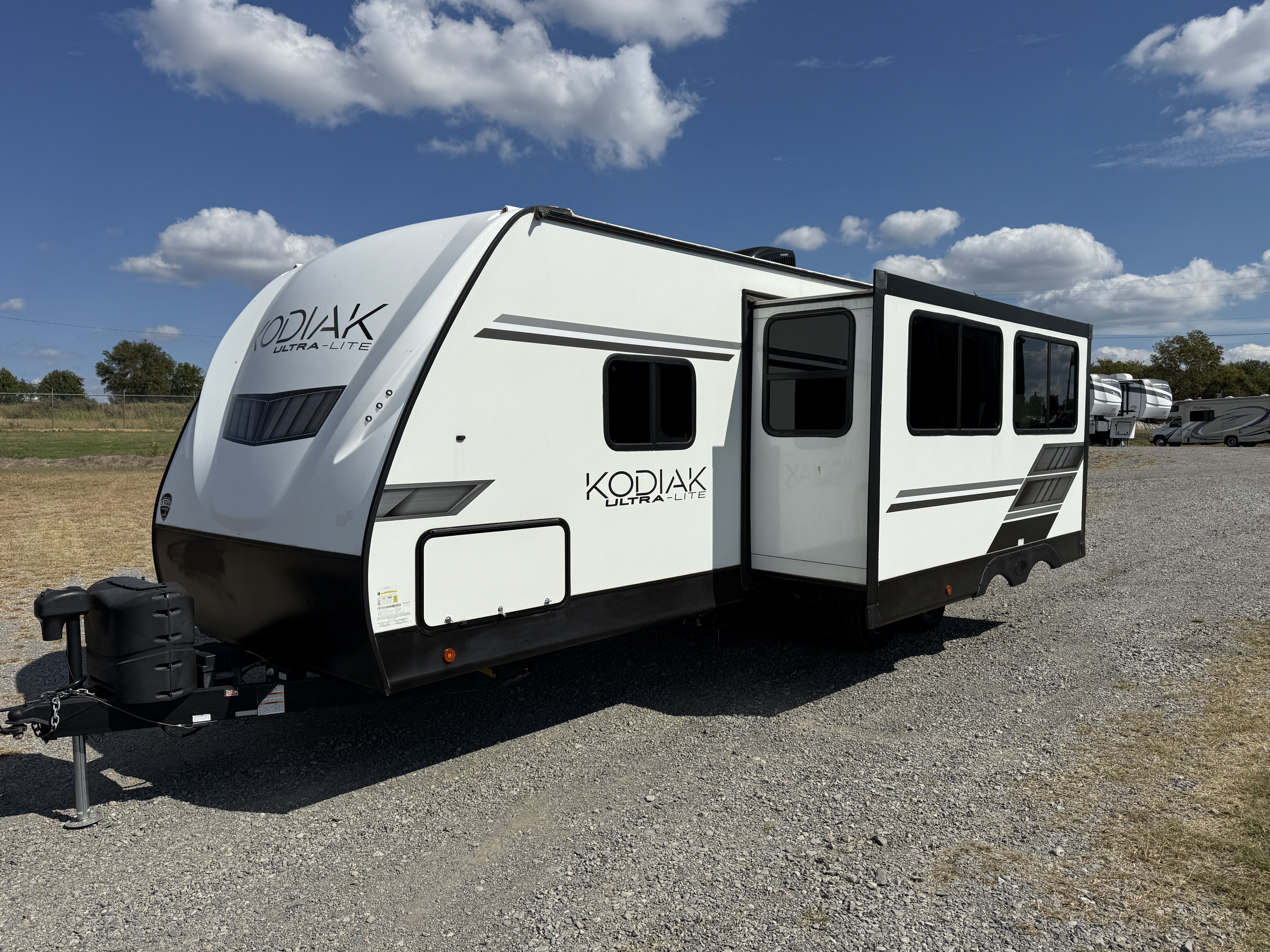 2022 Dutchmen Kodiak Ultra-Lite Ultra-Lite 261RBSL - Image 2