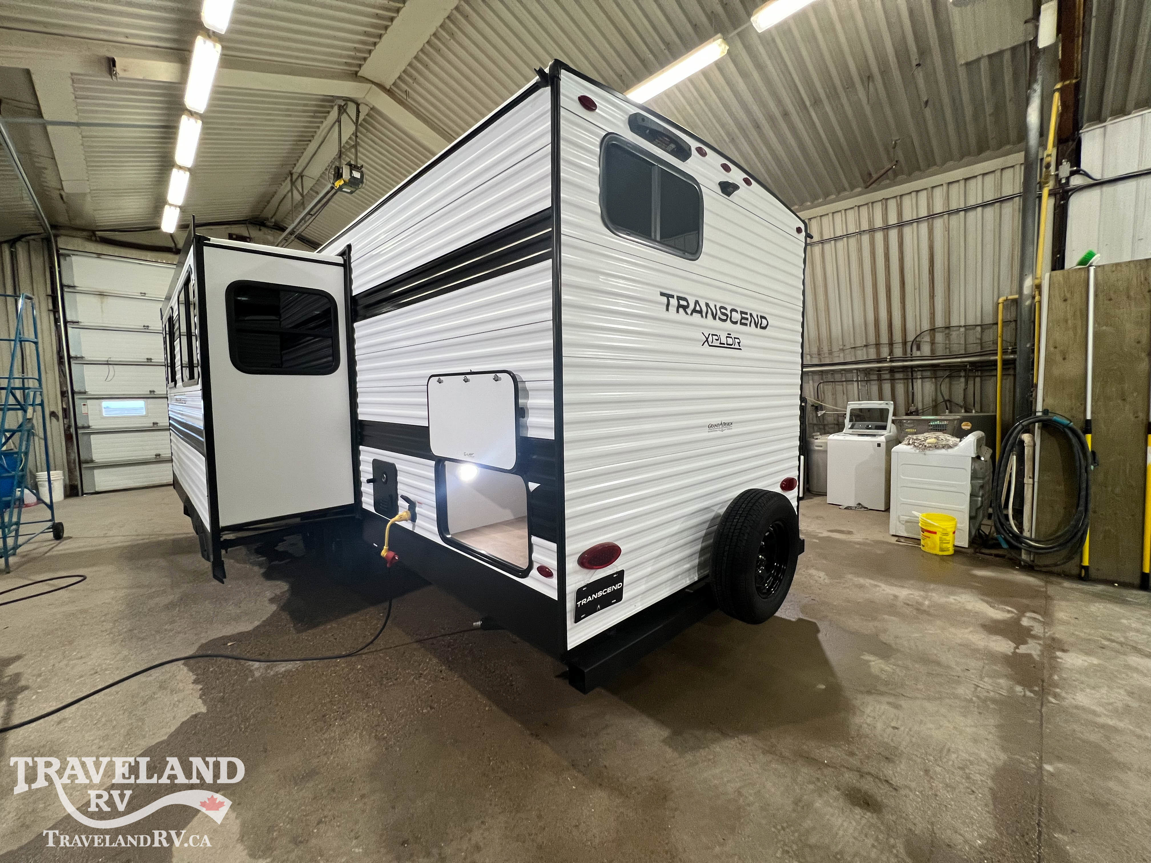 2026 Grand Design Transcend XPLOR 27DBX - Image 8