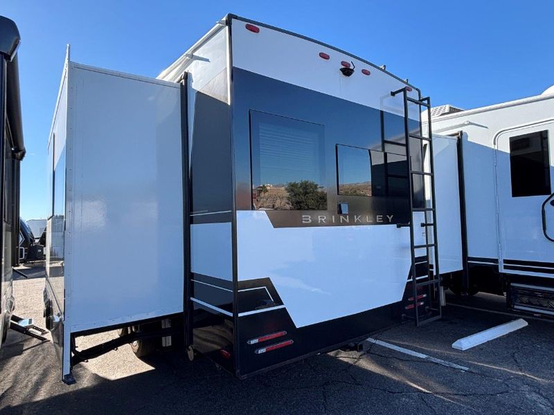 2026 Brinkley RV Model Z 2680 - Image 3