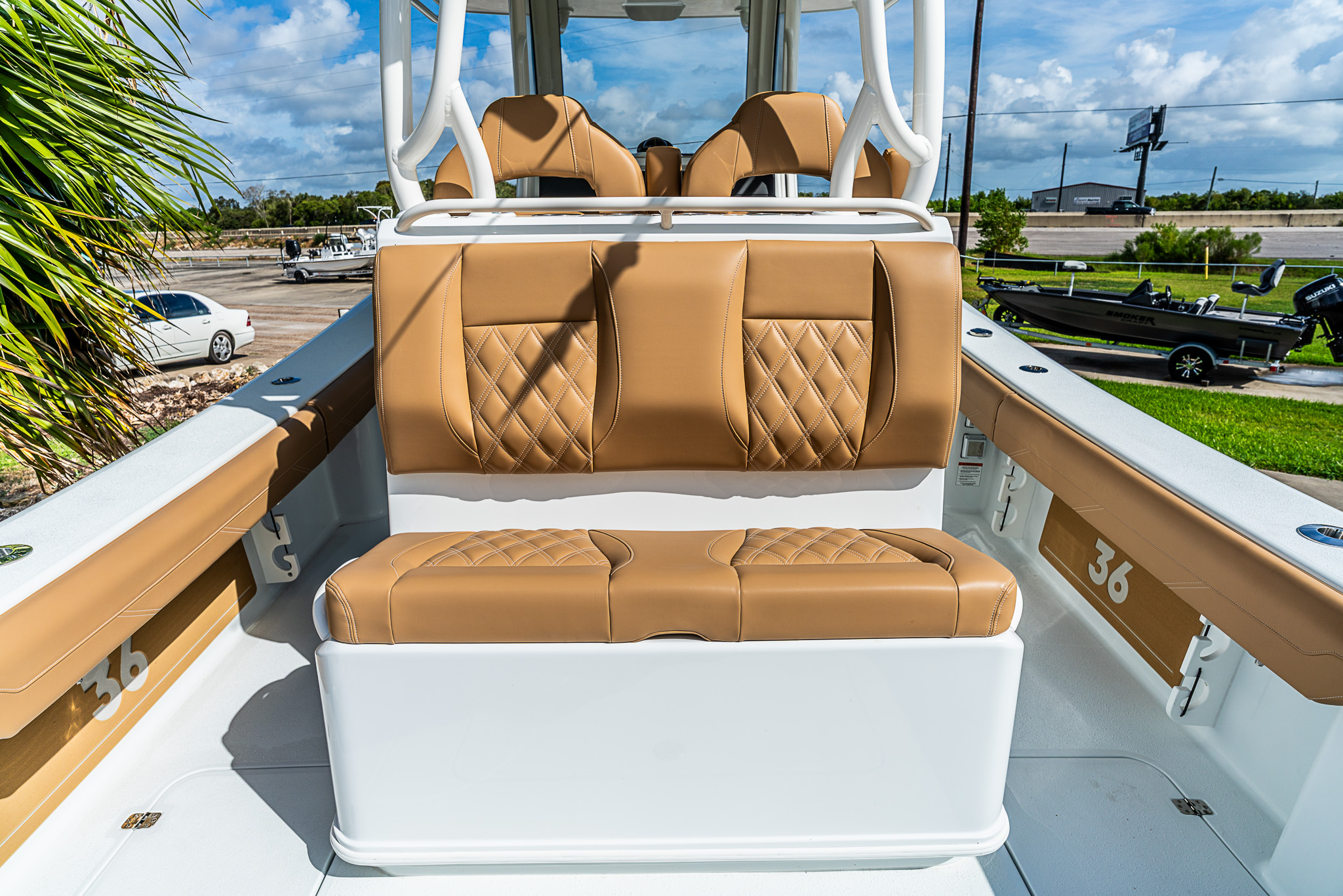 2027 YELLOWFIN 36 OFFSHORE - Image 6