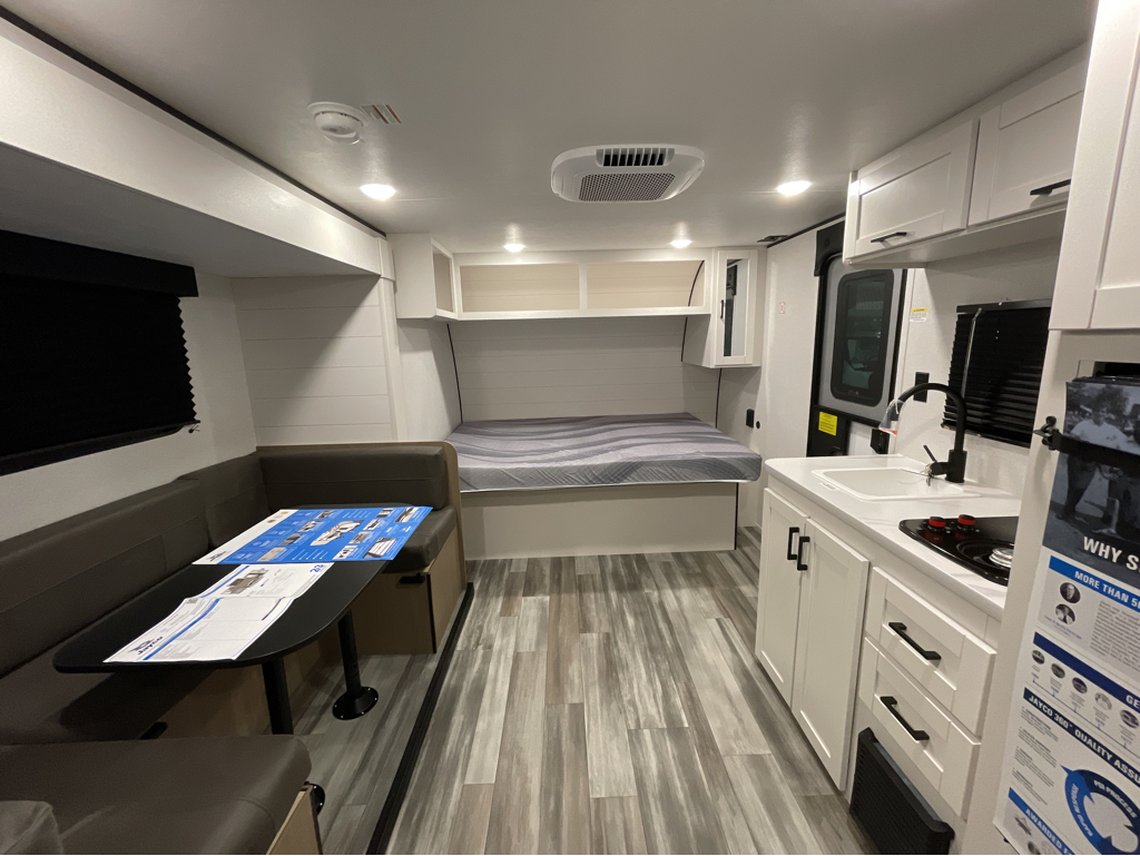 2026 Jayco Jay Flight SLX 178DBS - Image 6
