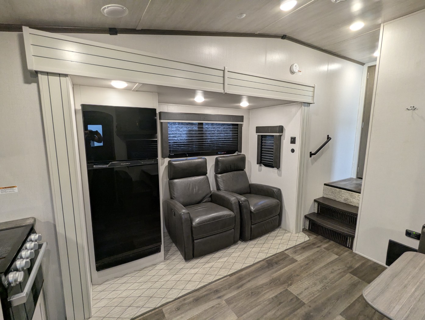 2023 Keystone Cougar Sport 2100RK - Image 7