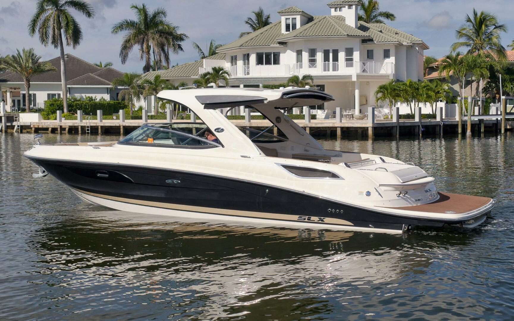2016 Sea Ray 350 SLX - Image 45