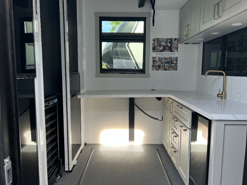 2026 Brinkley RV Model G 3250 - Image 9