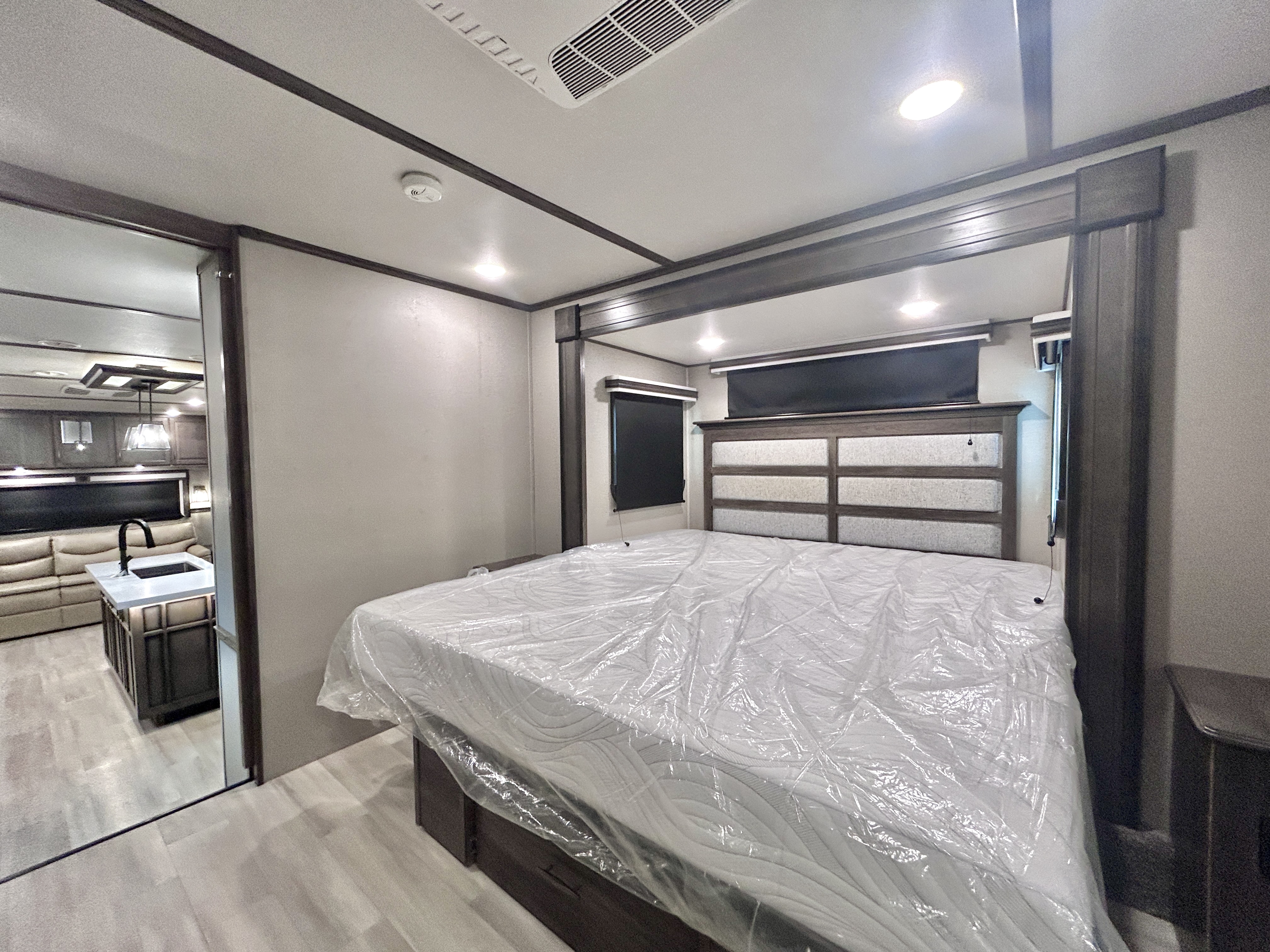 2021 Grand Design 373FB SOLITUDE - Image 27