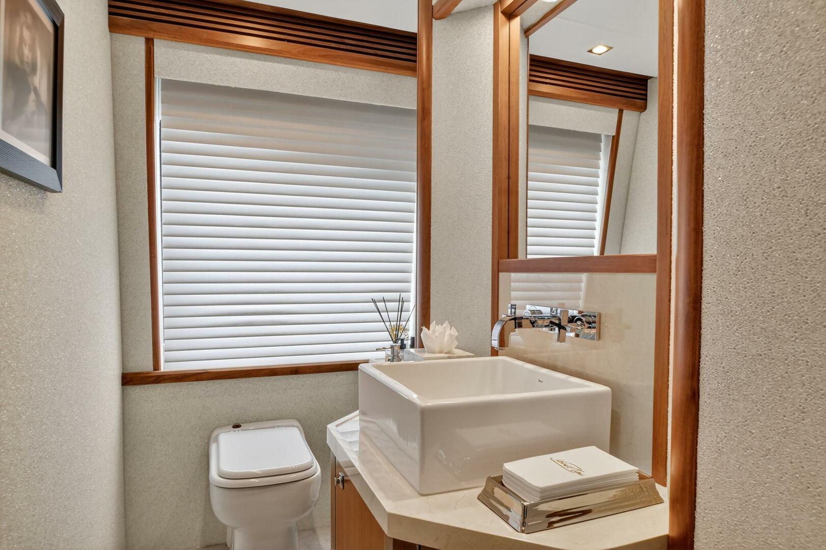 2010 Sunseeker 40m - Image 31