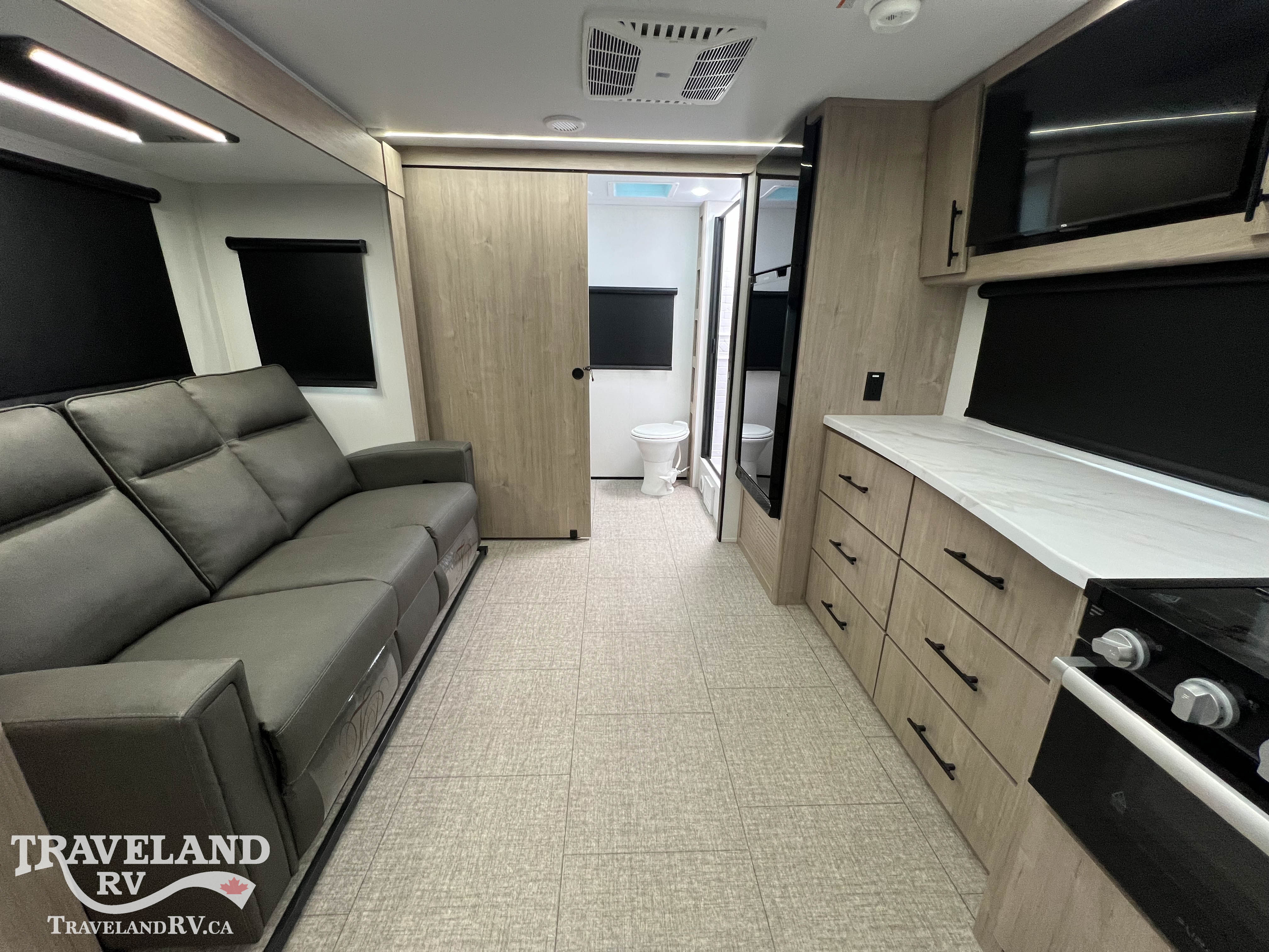 2025 Grand Design Imagine XLS 22RBE - Image 13