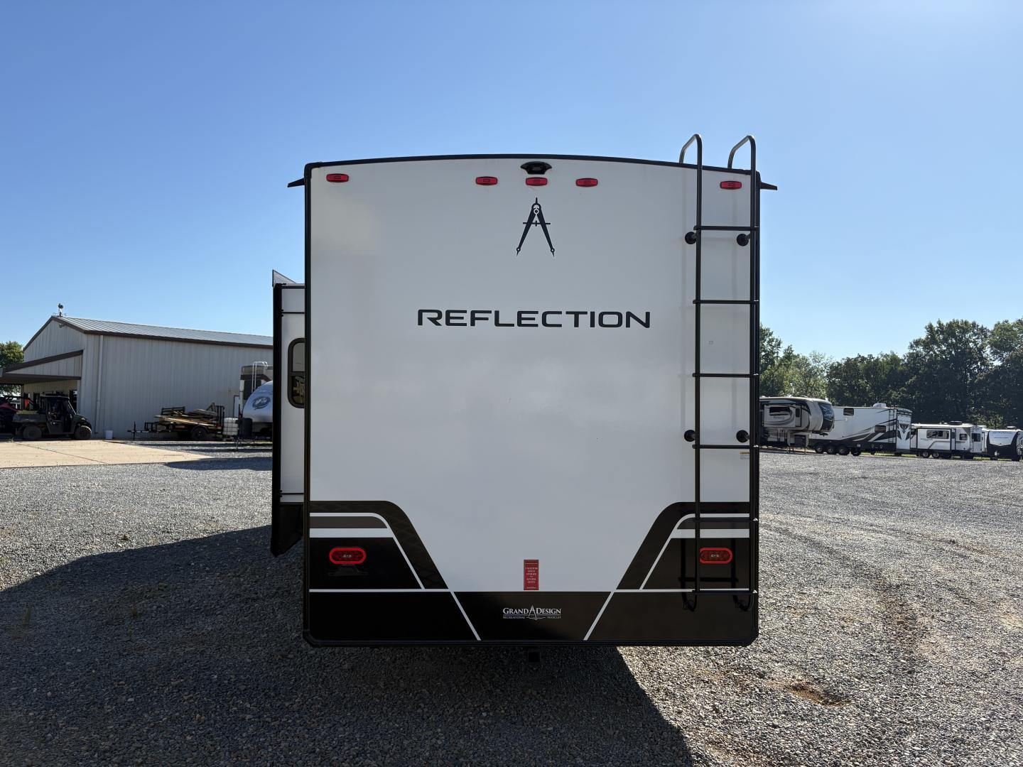 2026 Grand Design Reflection Travel Trailer 322FKTS - Image 7