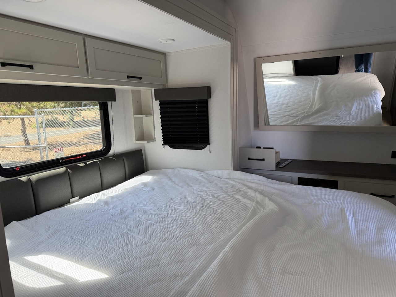 2026 Grand Design Momentum G-Class 23G - Image 10