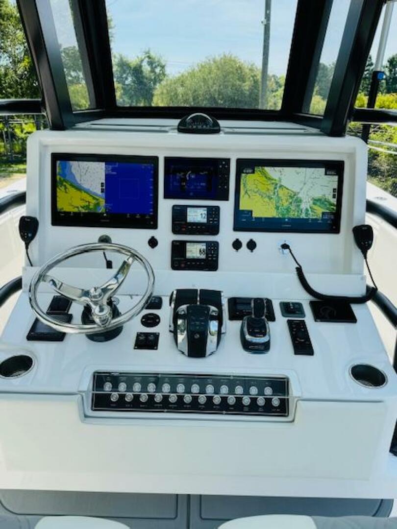 2022 Invincible 36 Open Fisherman - Image 11
