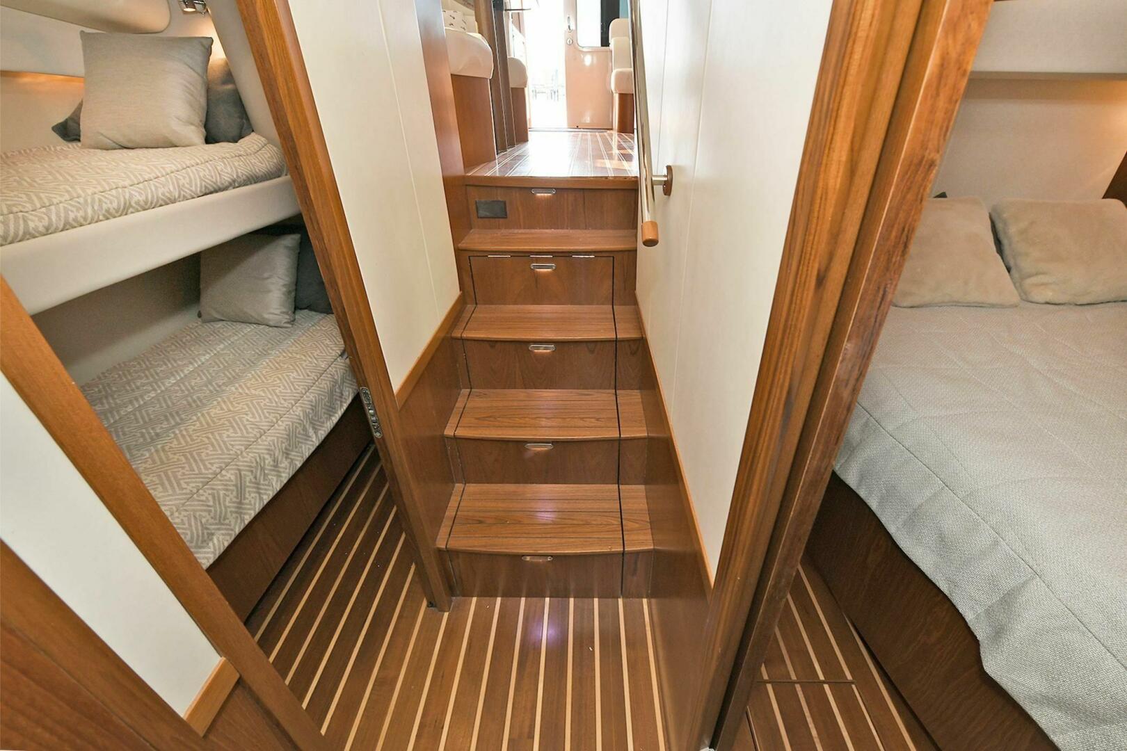 2015 Tiara Yachts 48 Convertible - Image 35