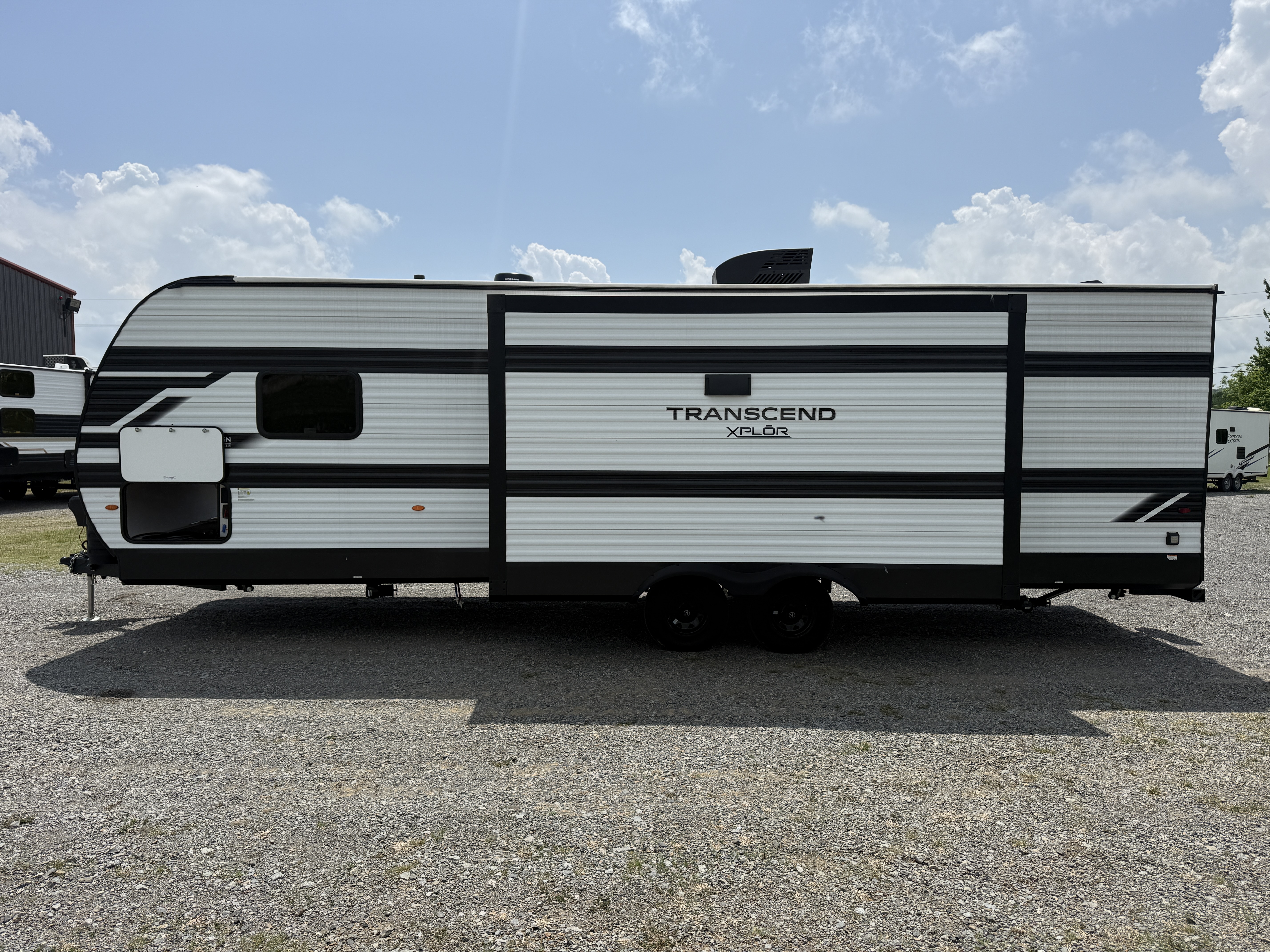 2025 Grand Design Transcend XPLOR 26RBX - Image 4