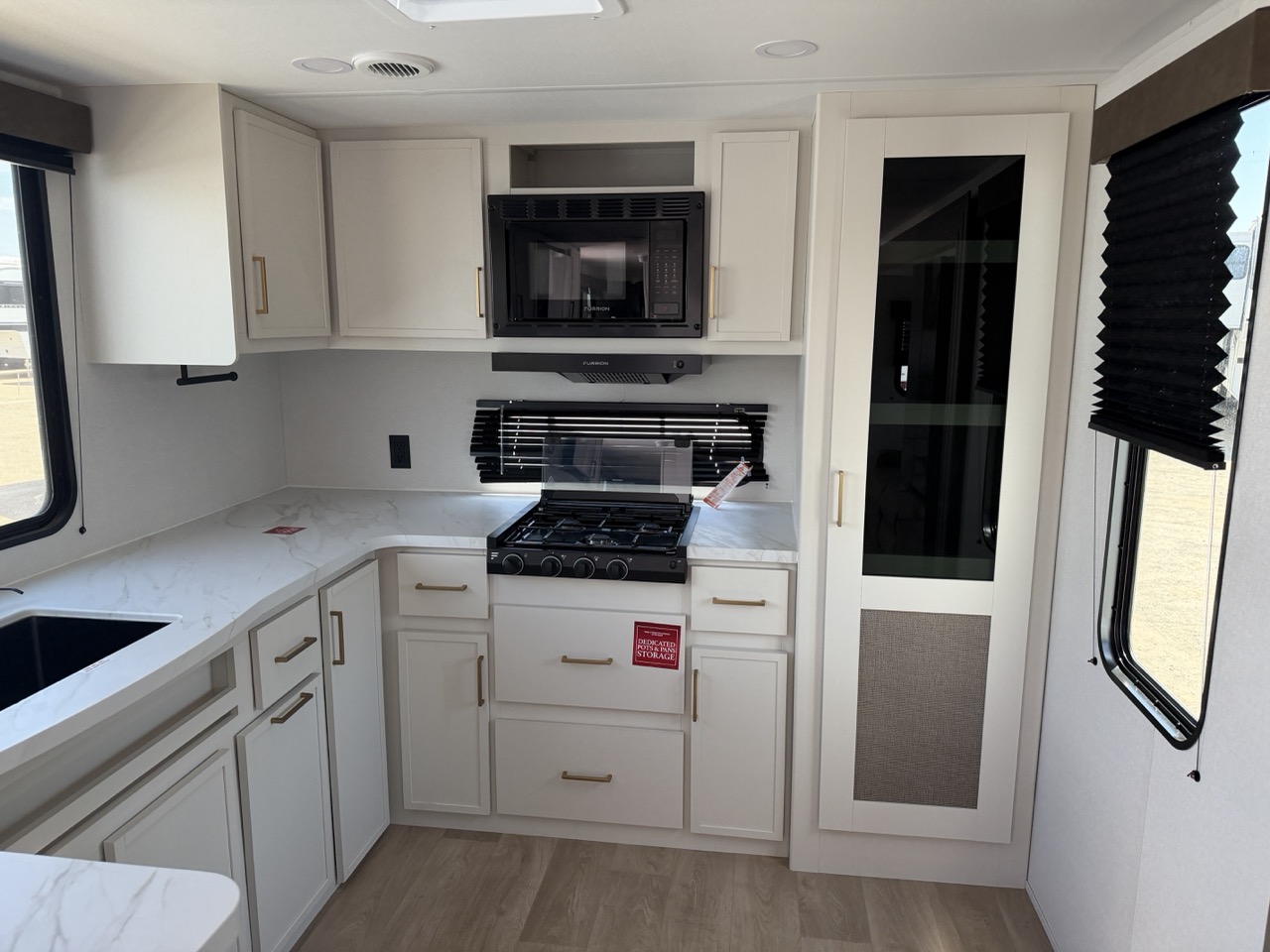 2026 Grand Design Transcend 285RKT - Image 9