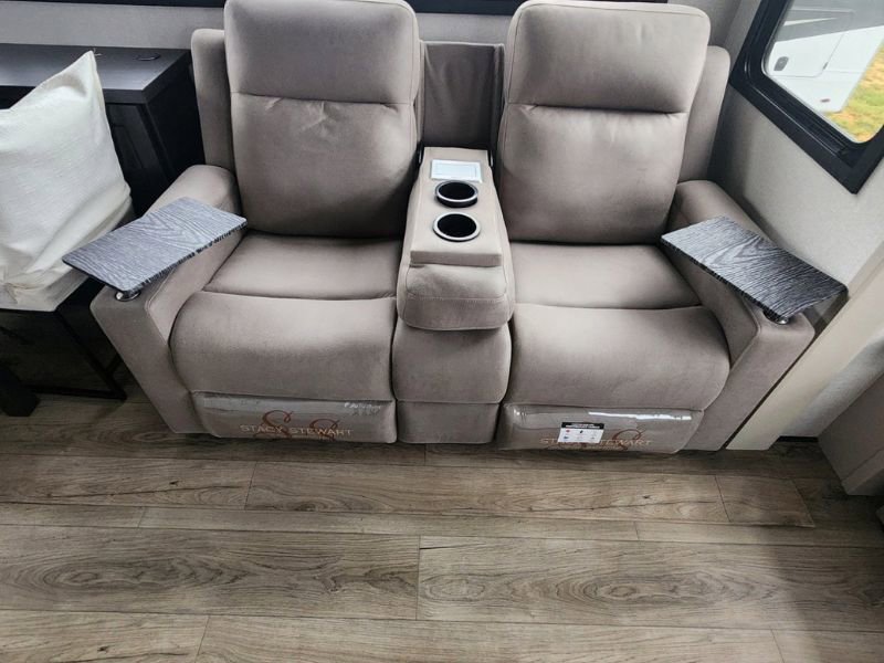 2026 JAYCO NORTH POINT 310RLTS - Image 7