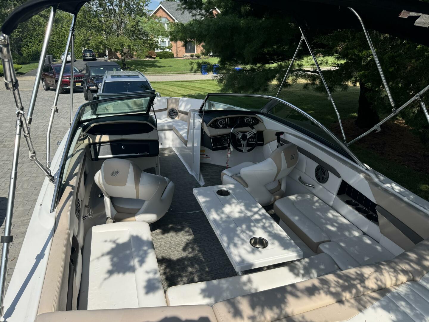 2019 Four Winns H230 Base - Image 10