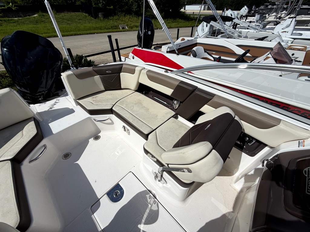 2019 CHAPARRAL 2019 SUNCOAST 230 - Image 10