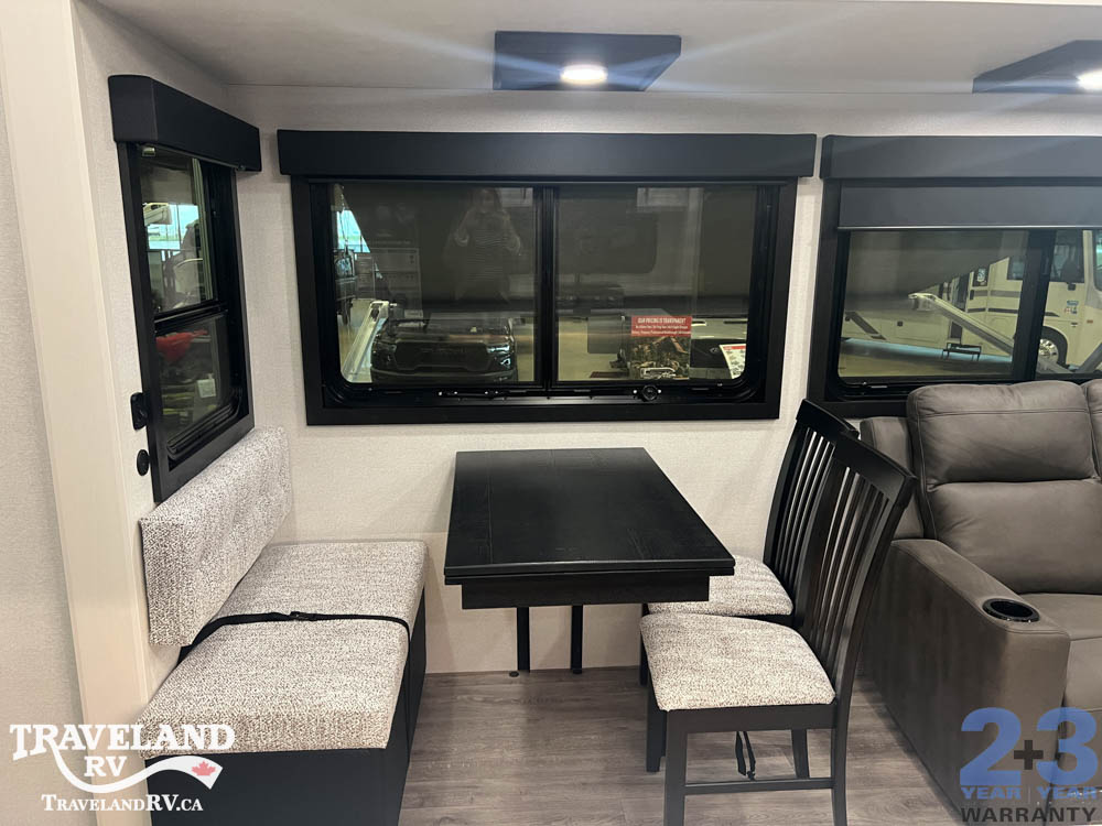 2027 Jayco Eagle 355MBQS - Image 6