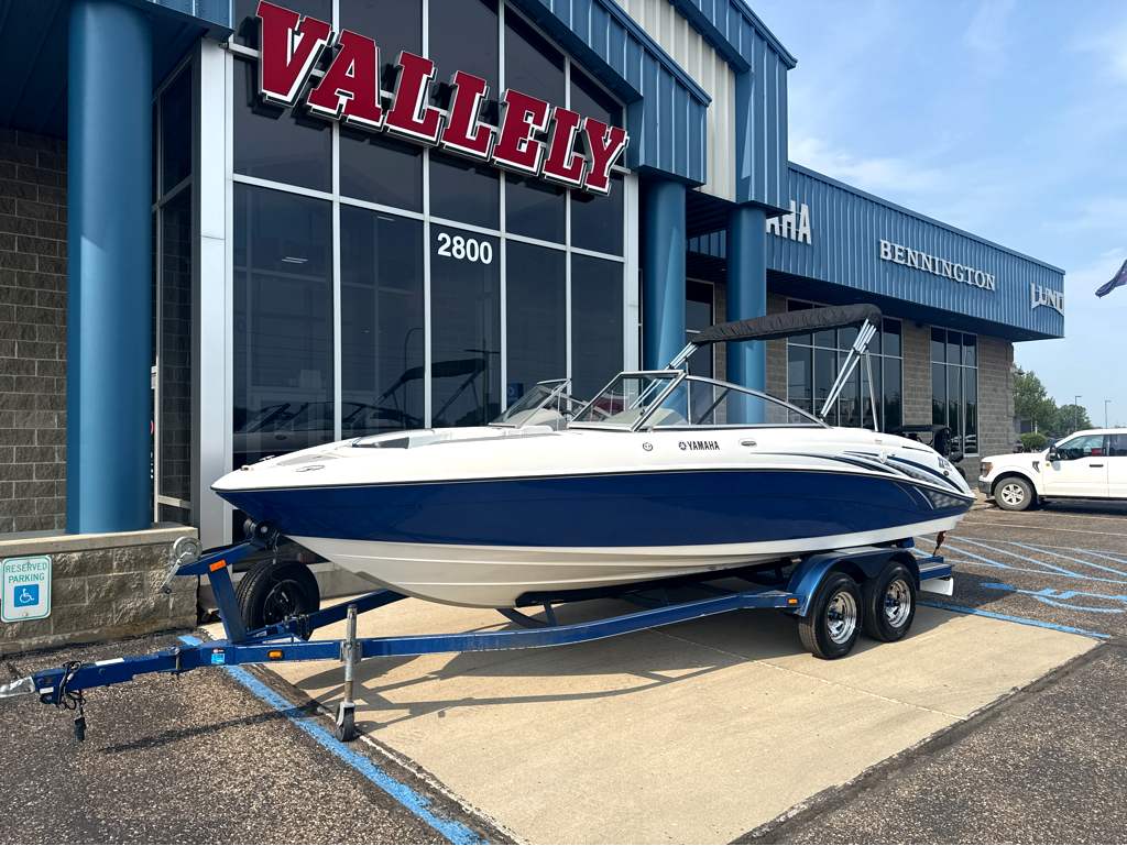 2006 Yamaha Marine SX230 - Image 2