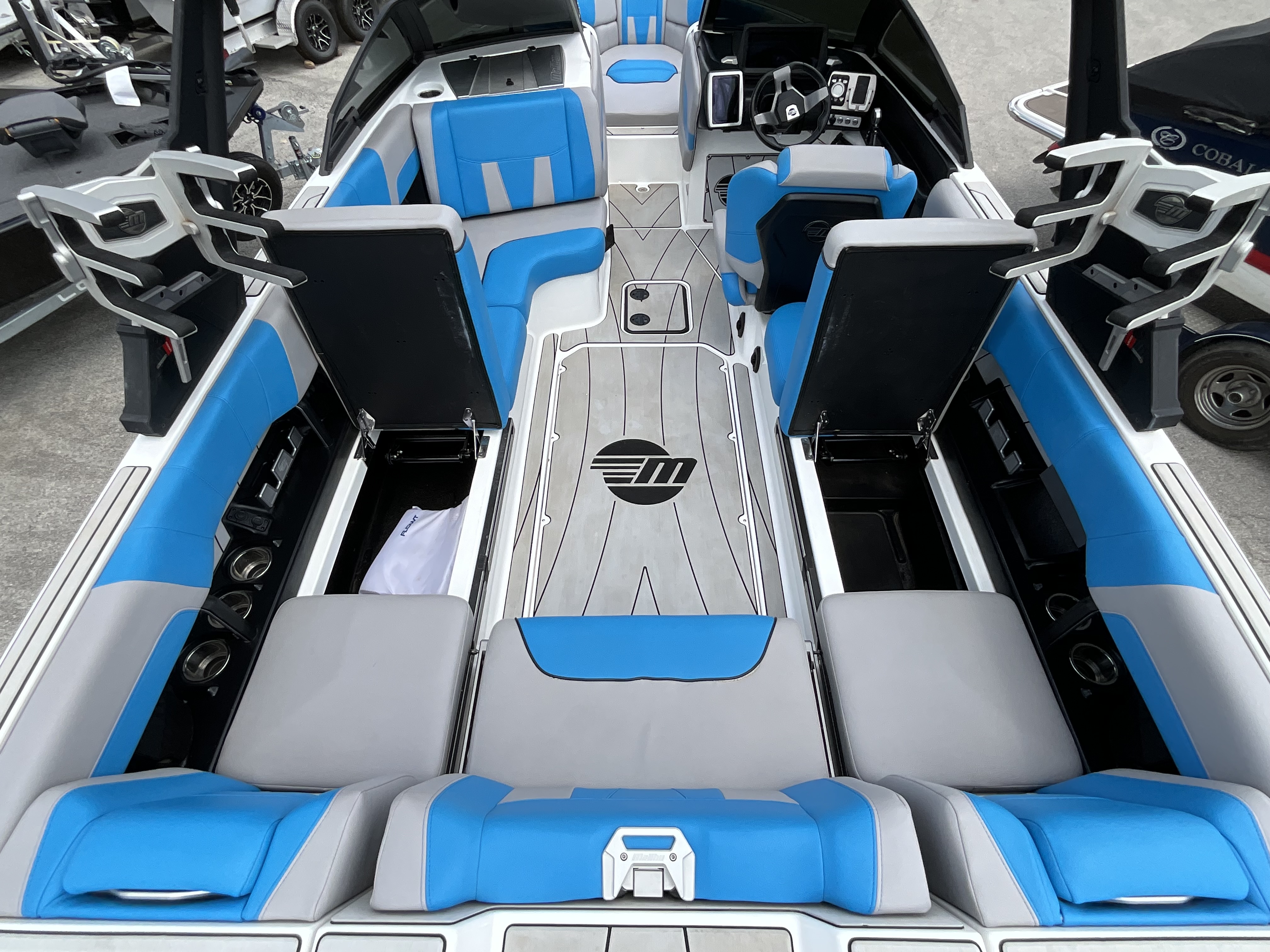 2022 MALIBU 23LSV - Image 22