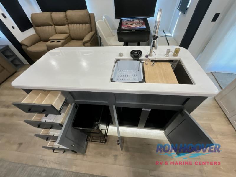2026 PALOMINO 402LFT - Image 20