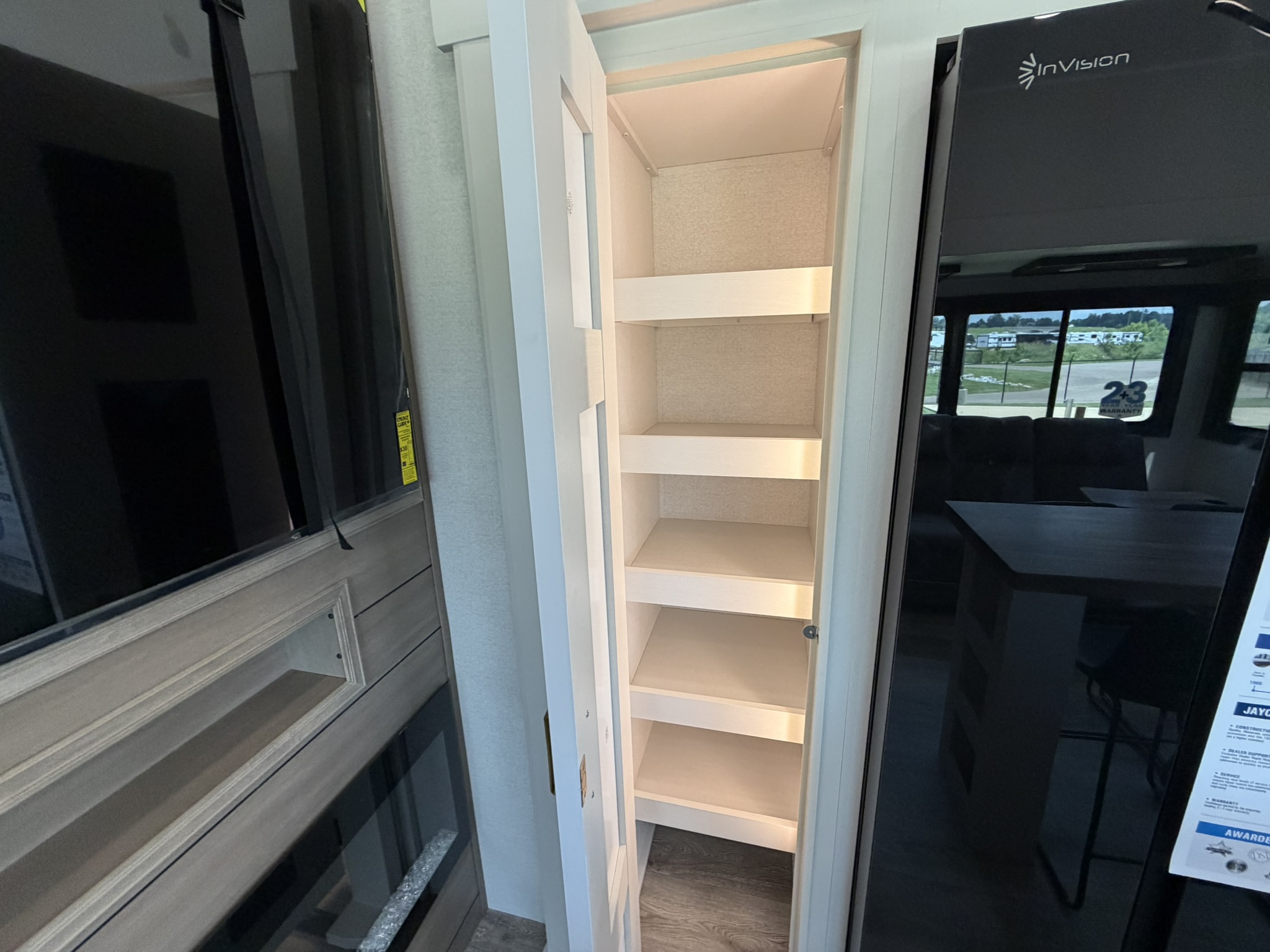 2027 JAYCO EAGLE 367TBTS - Image 22