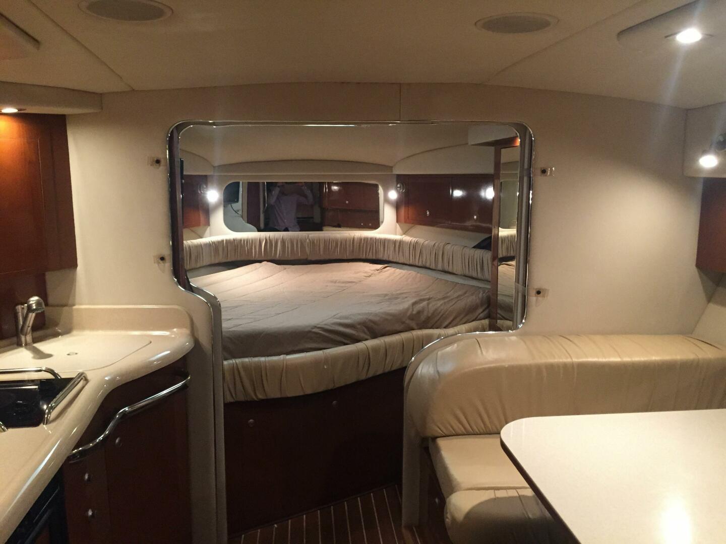 2001 Sea Ray 340 Amberjack - Image 17