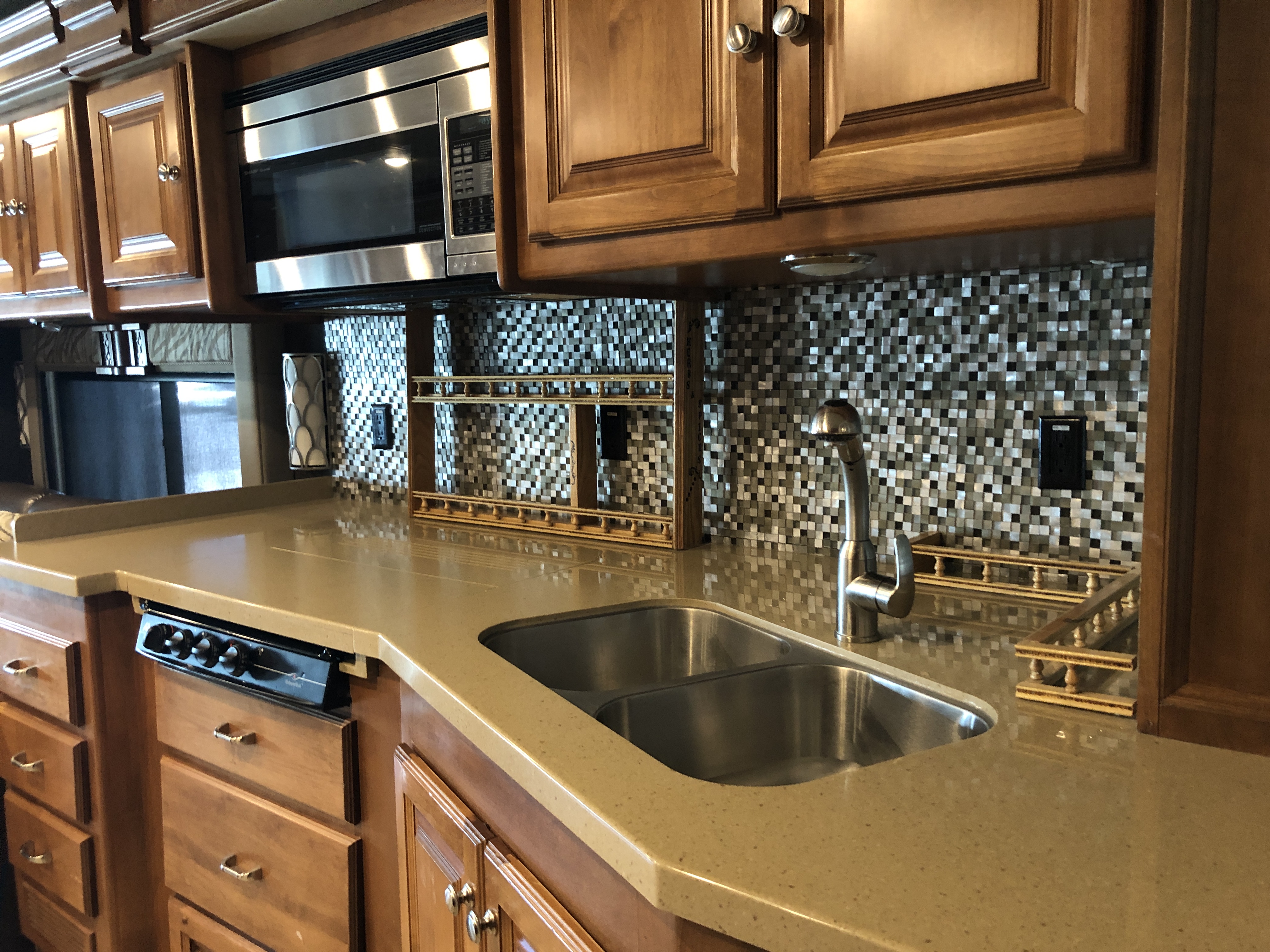 2017 Tiffin Allegro Red 38 QRA - Image 27