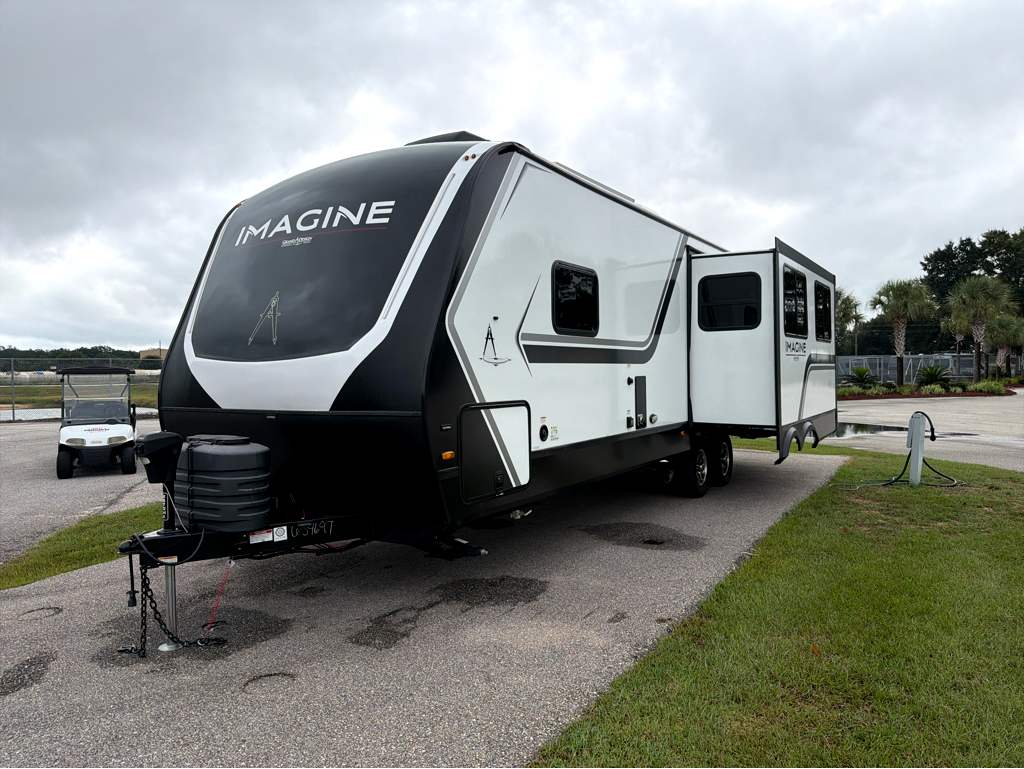 2025 GRAND DESIGN IMAGINE 2670MK - Image 3