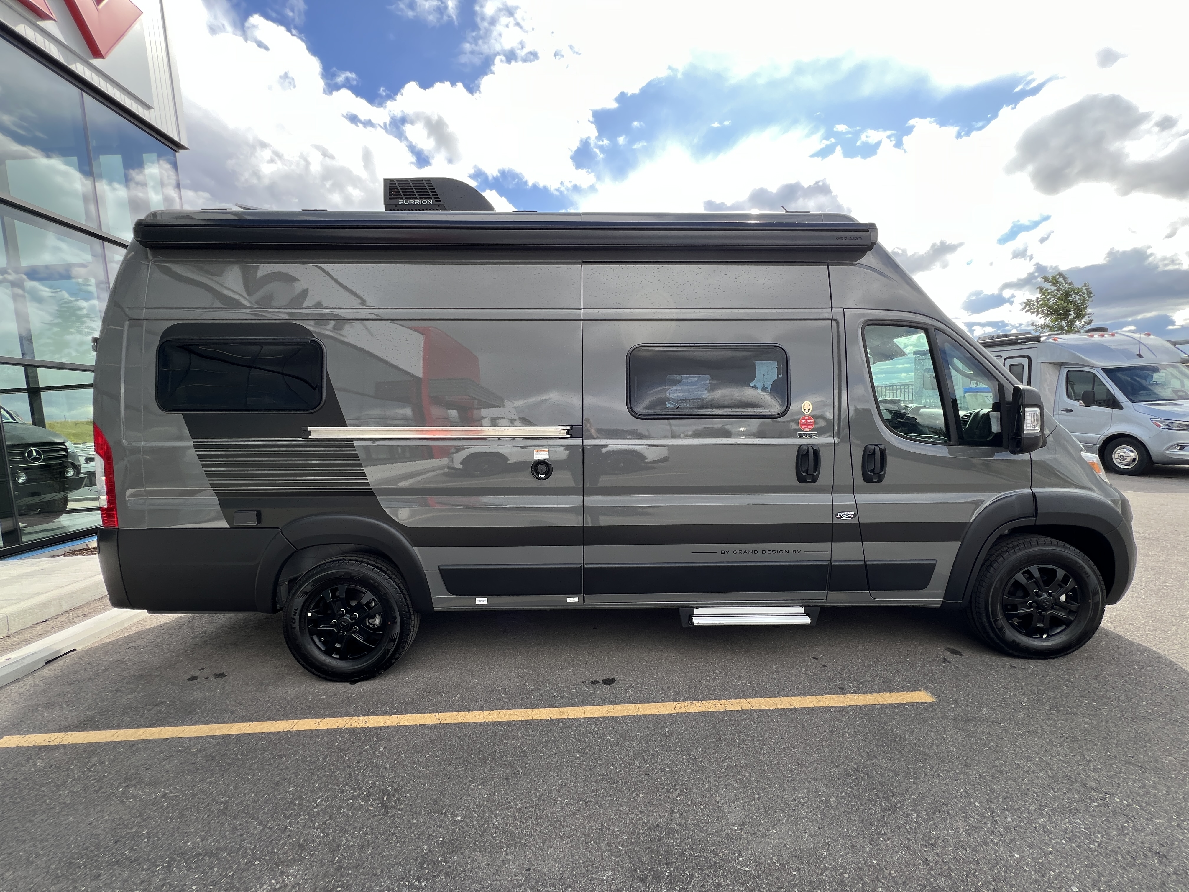 2027 Grand Design Lineage Series VP2 LVP2 - Image 11