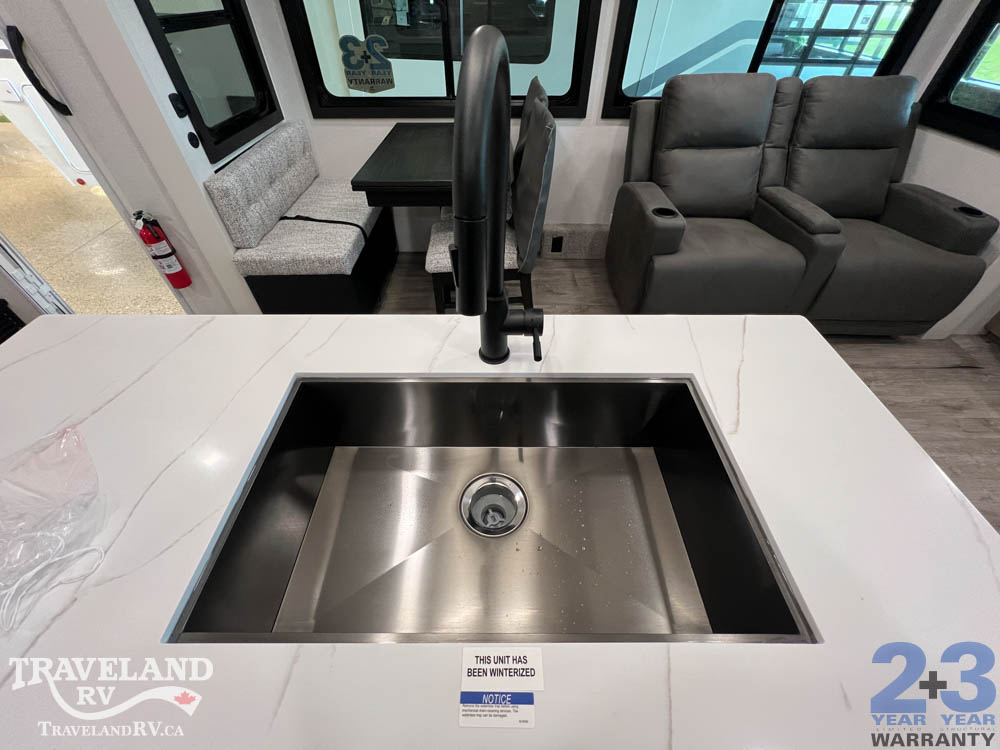 2027 Jayco Eagle 31RLT - Image 12