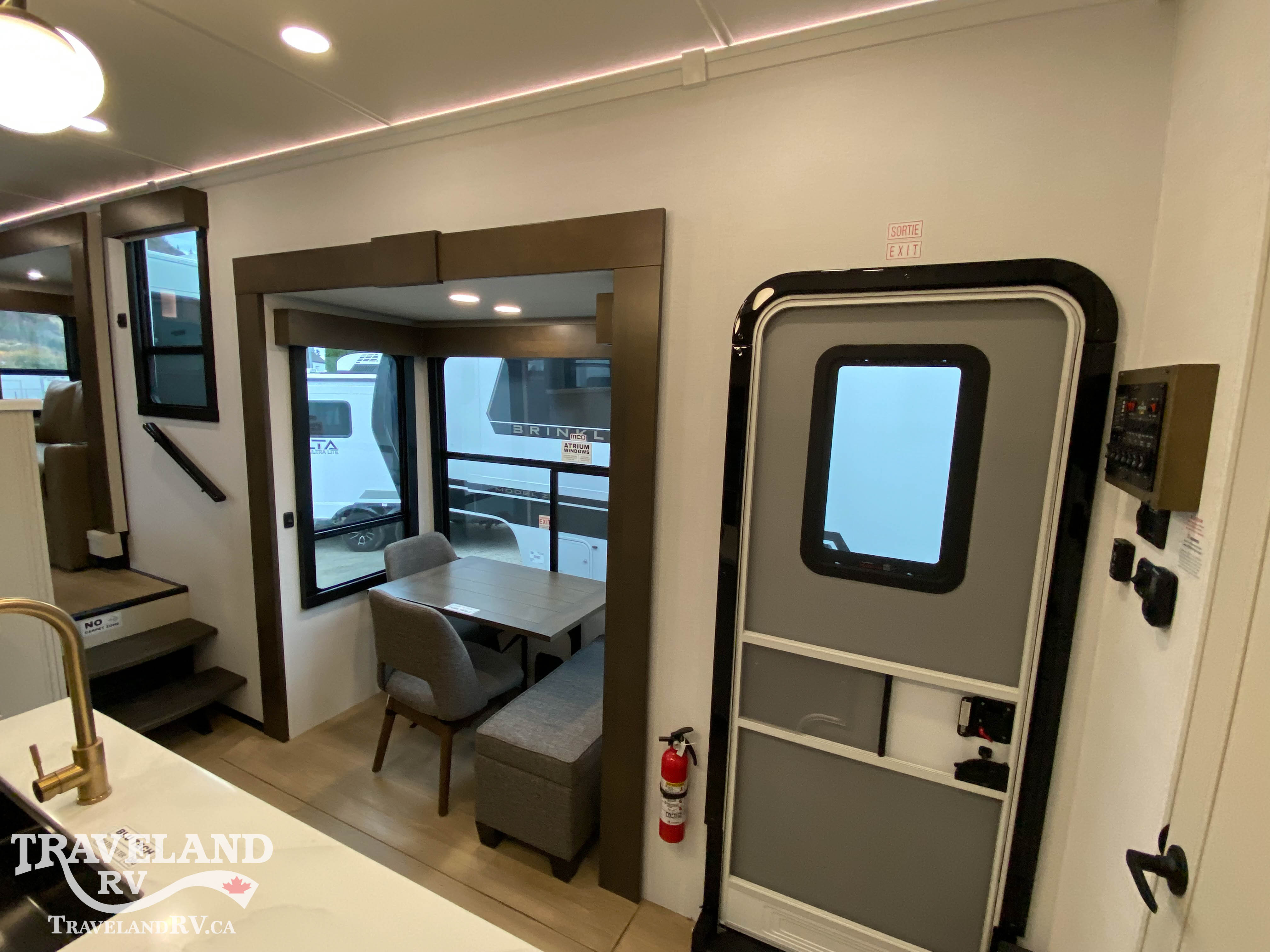 2027 Alliance RV Paradigm 385FL - Image 8